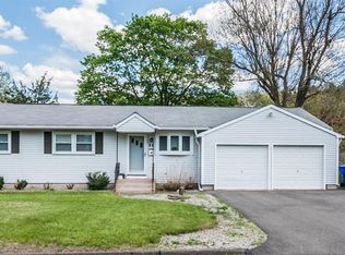 28 Cardinal Dr, East Hartford, CT 06118