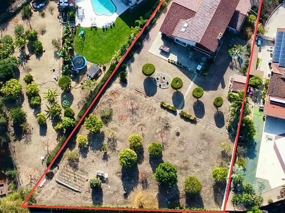 3rd image of 1714 El Dorado Ct