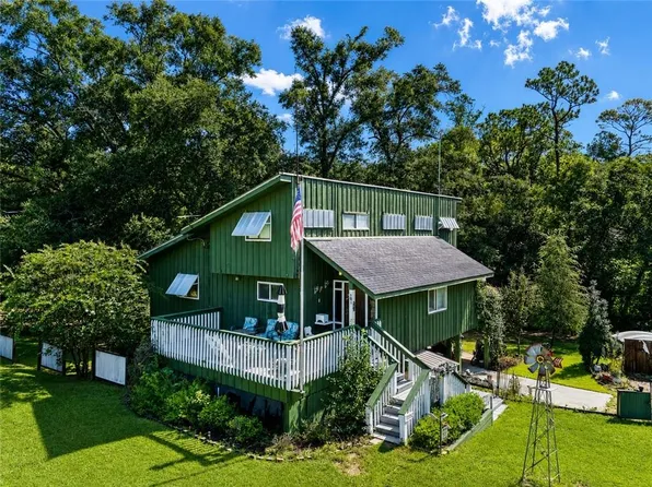 19520 Gunnison Rd, Fairhope, AL 36532