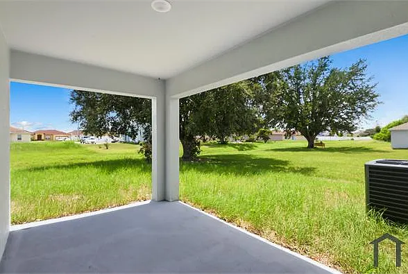 4 bed, 1746 sqft, $2,450 — Photo 2