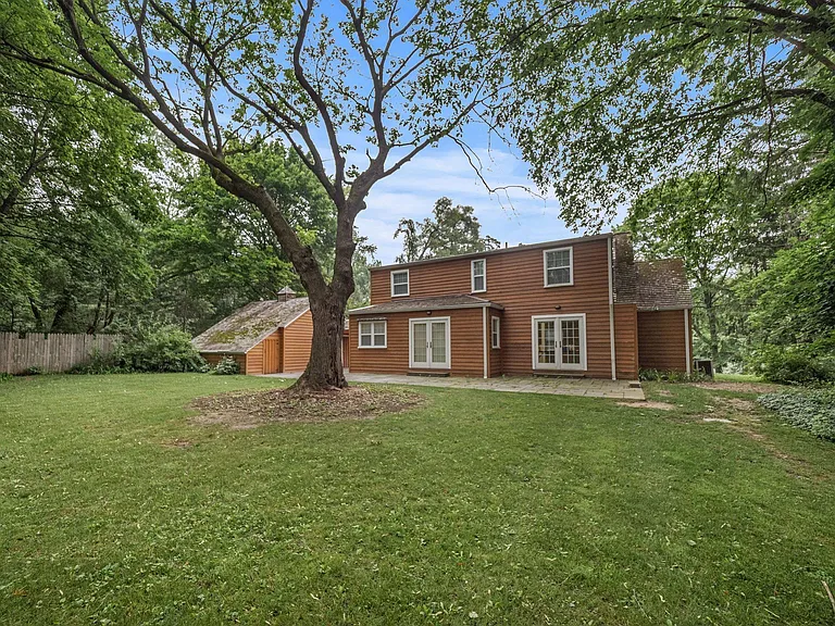 27180 Wellington Rd — Photo 5
