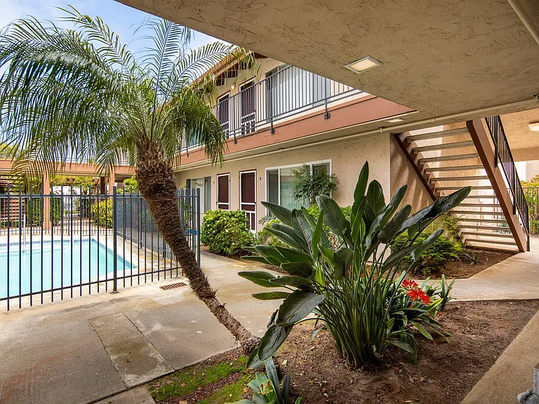 Pacific Pines - in the heart of the beautiful city of Carlsbad — Photo 10