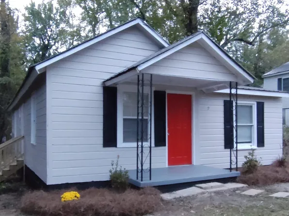 9 Victor St, Lexington, NC 27292