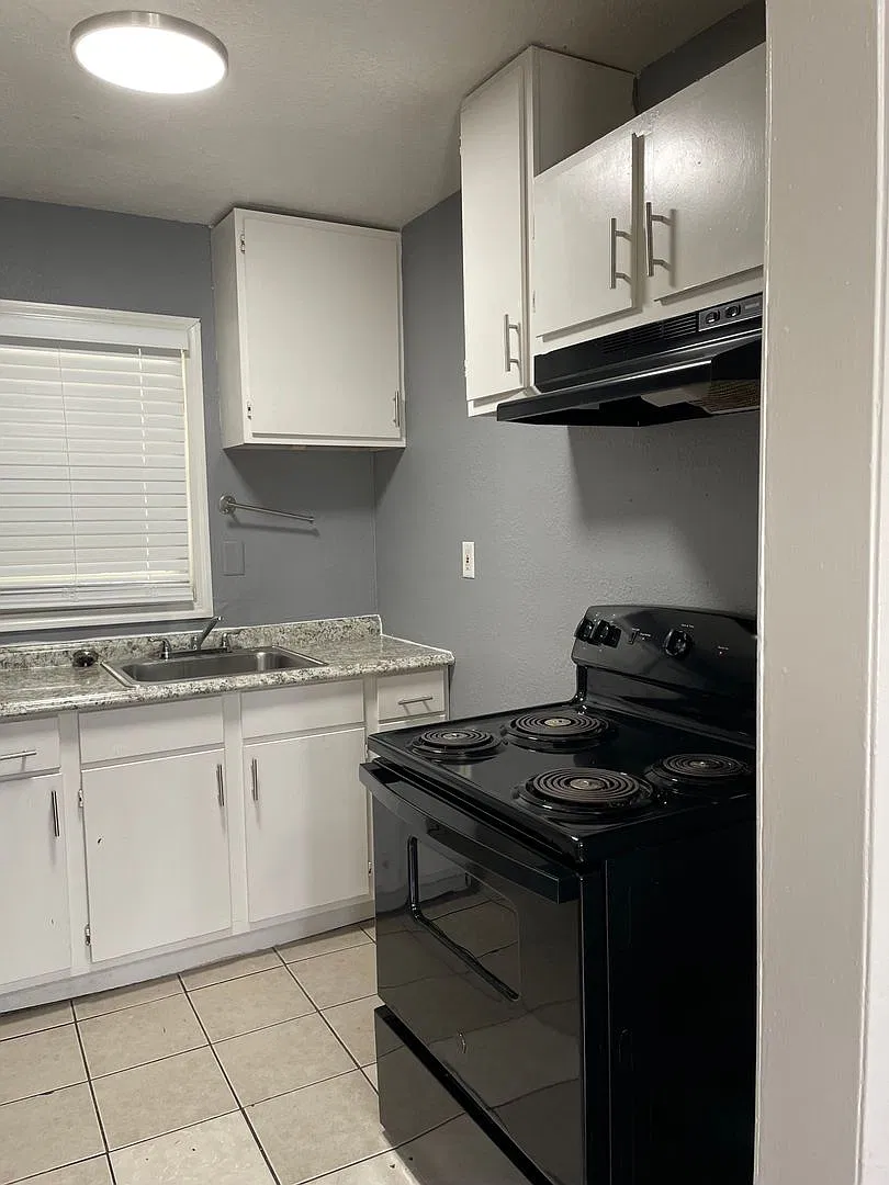 Riverstone Residences — Photo 2