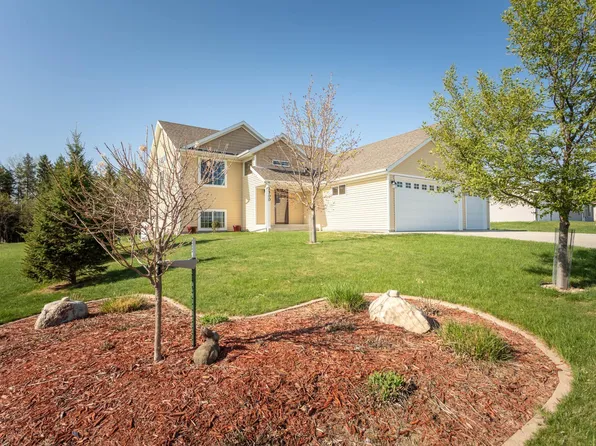 1500 Jasmine Dr, Alexandria, MN 56308