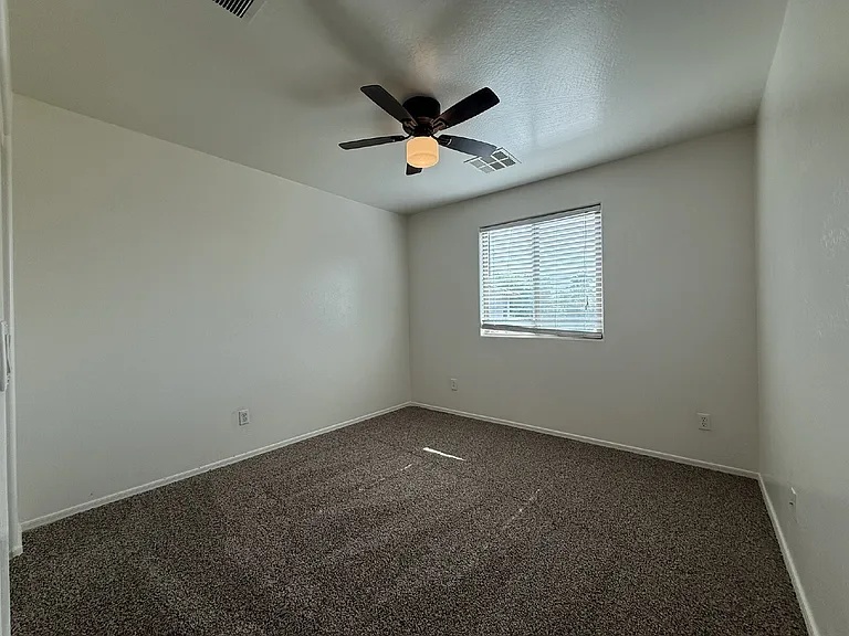 7258 W Palmaire Ave — Photo 22