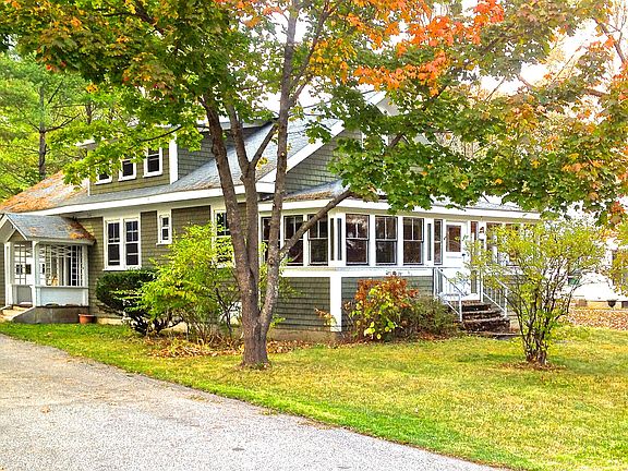 3 BR, 1.5 BA, 1200SF