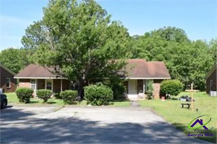 1005A Morningside Dr