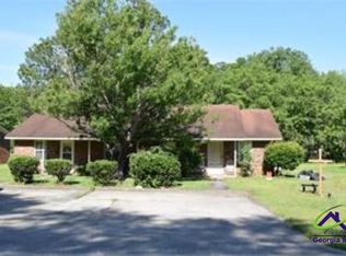 1005A Morningside Dr, Perry, GA 31069