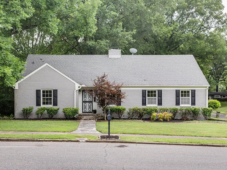 4207 Barfield Rd — Photo 22