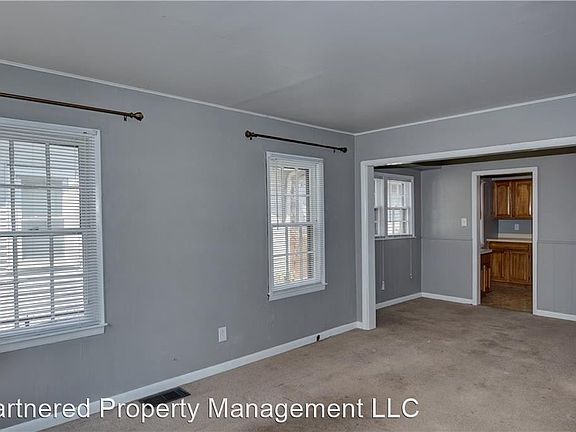 2nd image of 1522 E Markwood Ave #1