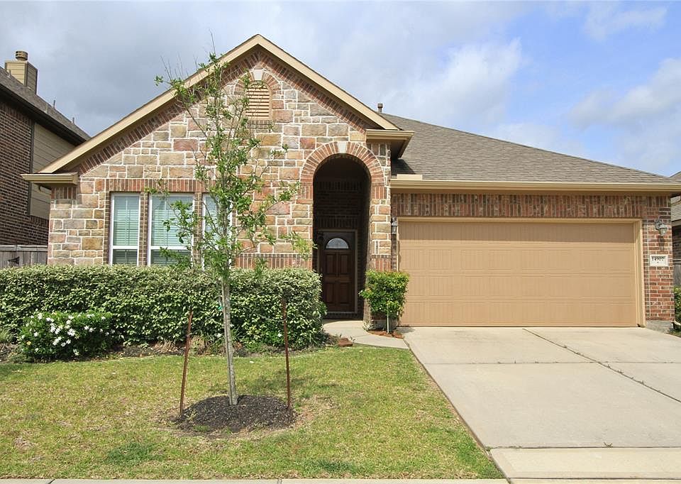 1st image of 14907 Diane Manor Ln
