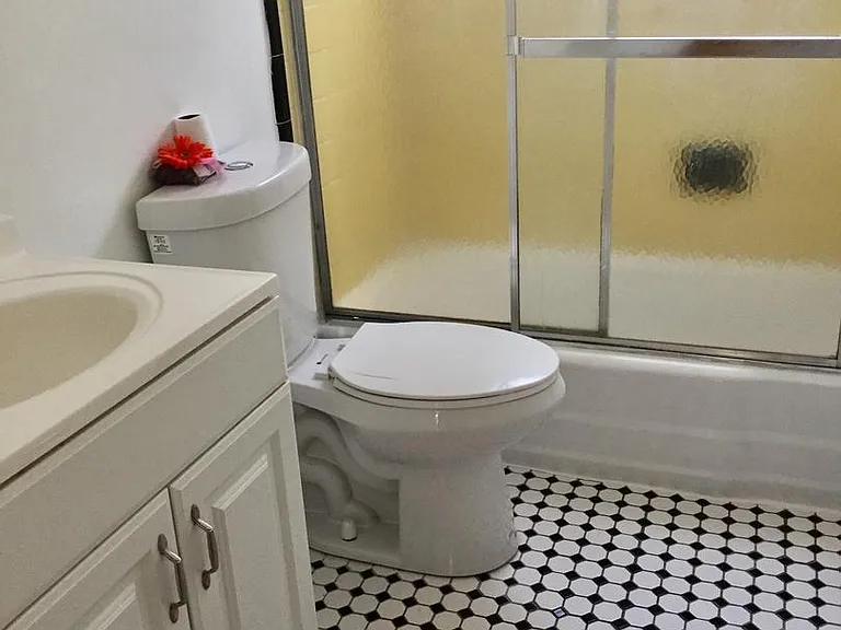 1801 Glenpark Dr — Photo 9