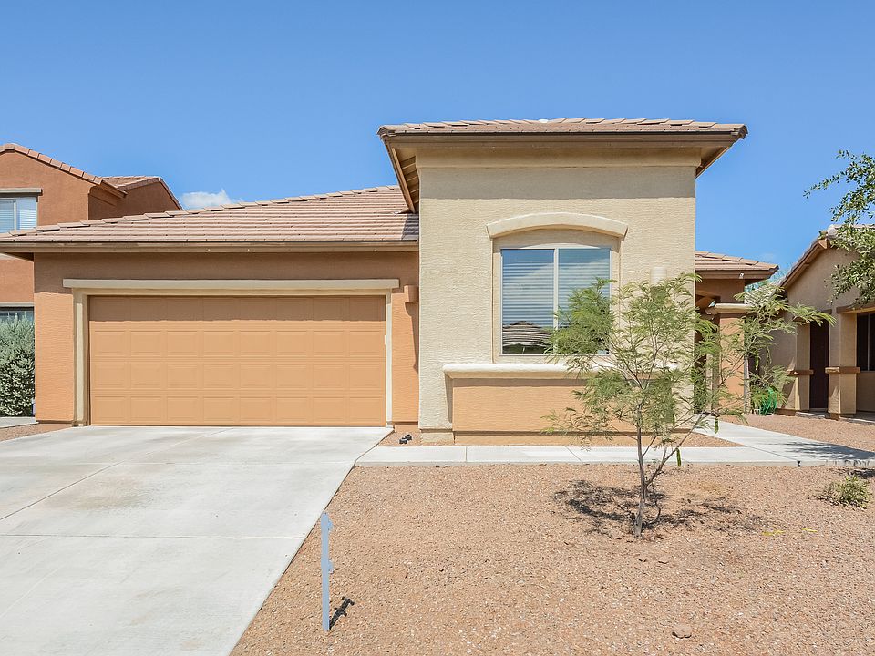 1st image of 12861 N Fox Hollow Dr