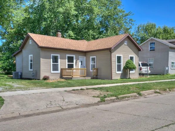 311 Grove St, La Porte, IN 46350