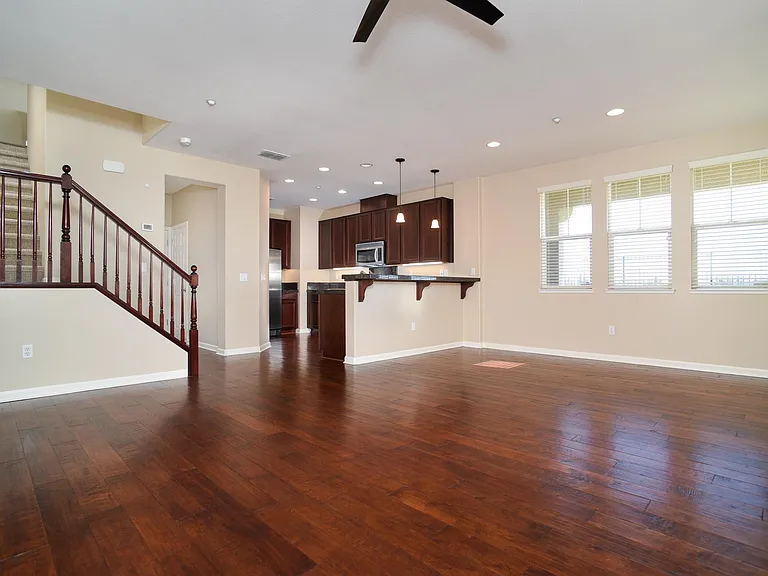 3011 Leiper Loop — Photo 3
