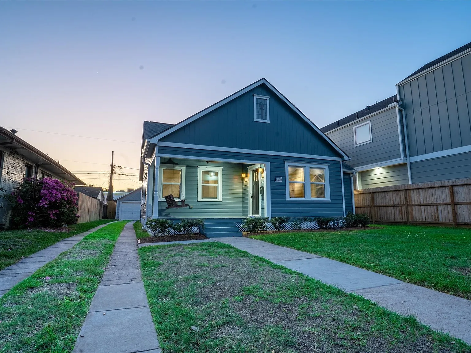 2 bed, 1.0 bath, 1275 sqft, $2,650 — Photo 3