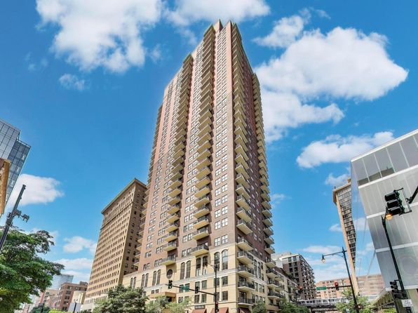 41 E 8th St APT 2907