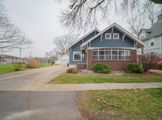 204 N Pine St, Lexington, IL 61753