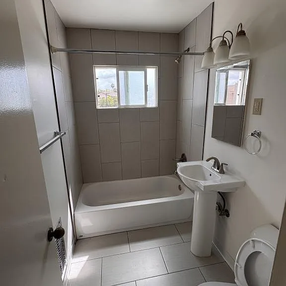 5090 College Ave — Photo 11