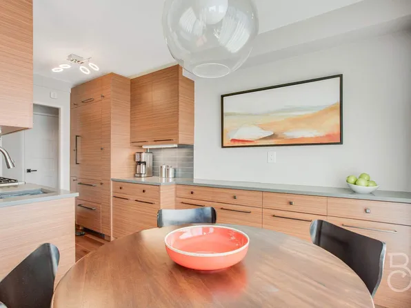 33-55 14th Street #15B, Astoria, NY 11106