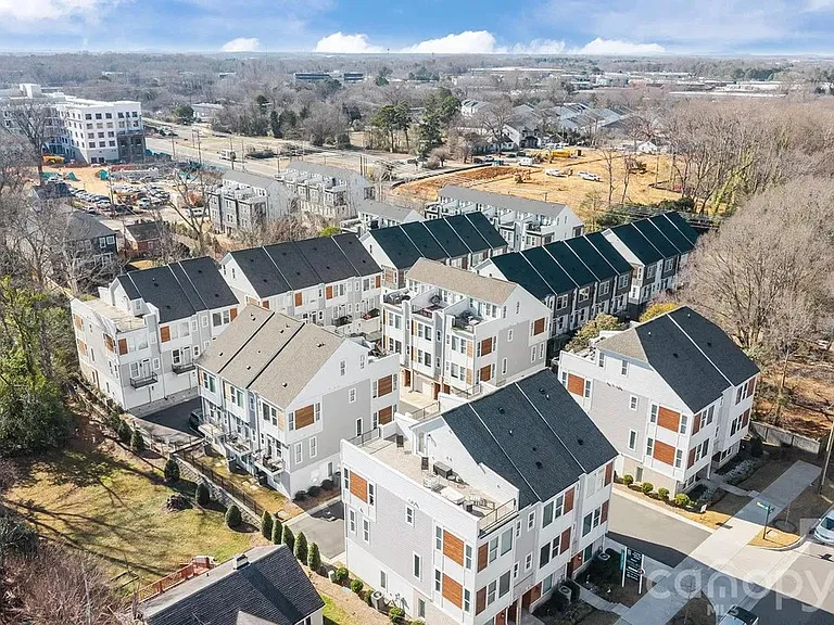 5011 York Park Ln — Photo 15