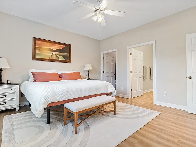 5006 Carleton Dr #77 — Photo 16