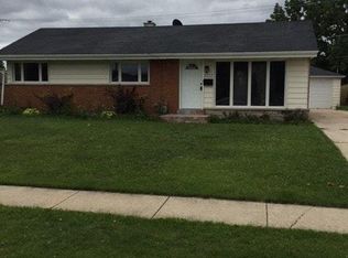 6919 Stanford Dr, Bridgeview, IL 60455