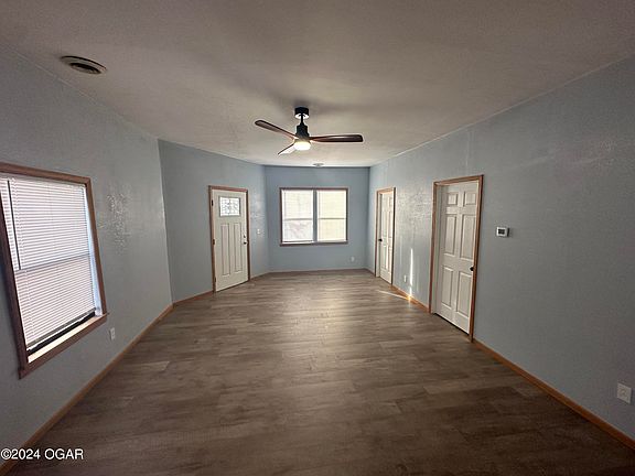 4th image of 407 N Tom St