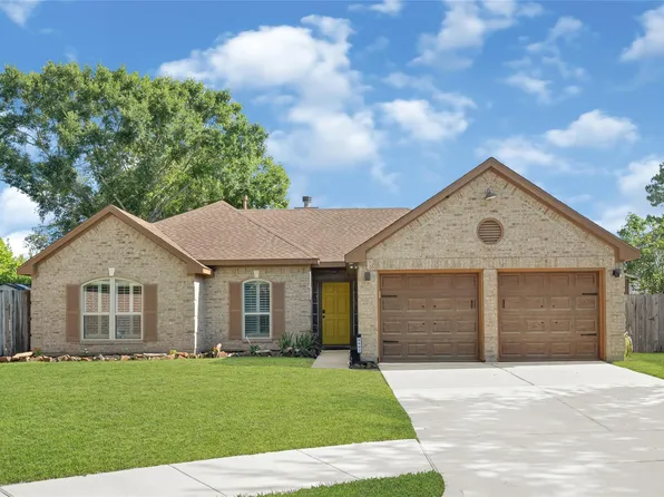 8607 Wood Drift Ct, La Porte, TX 77571