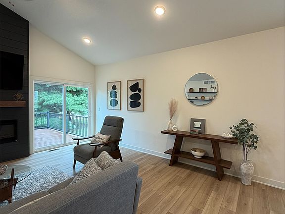 3rd image of 3280 Brook Landing Ct