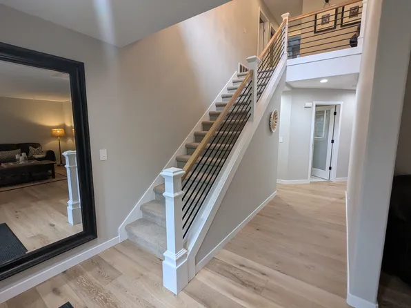 17604 Muirfield Ct, Arlington, WA 98223