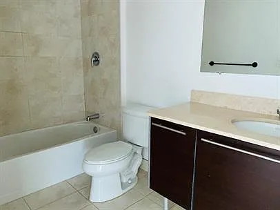 1900 N Bayshore Dr #1705 — Photo 10