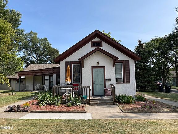 204 E Avenue B, Bismarck, ND 58501 | MLS #4012806 | Zillow