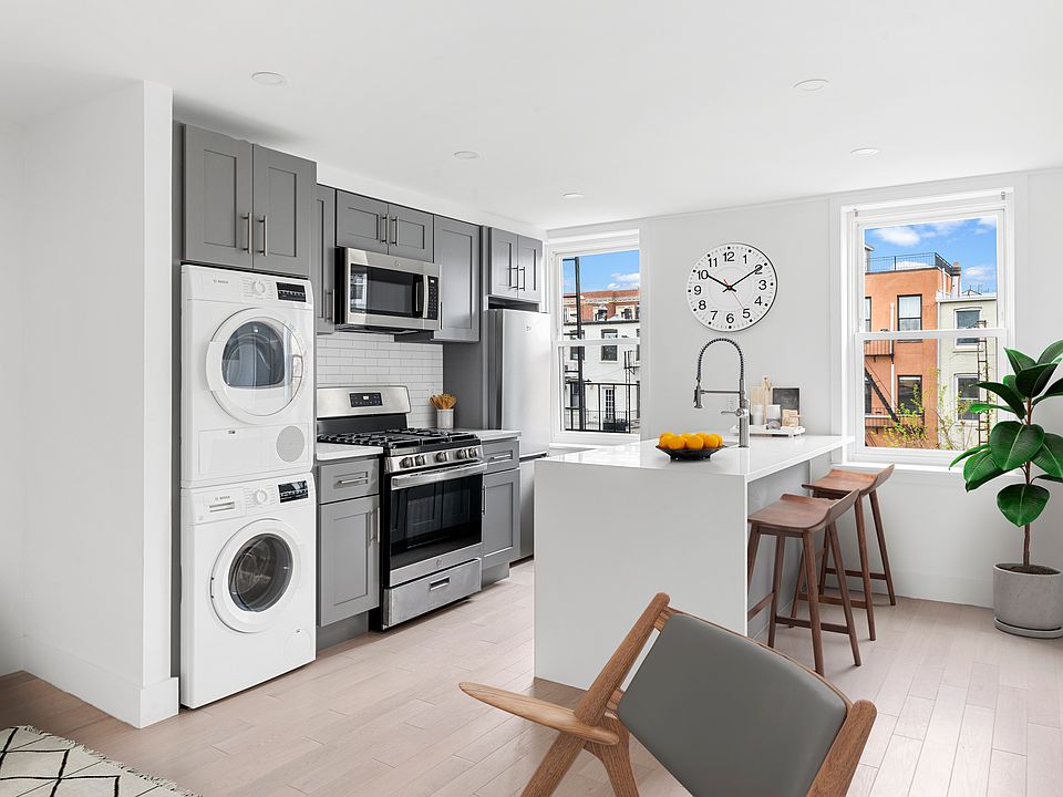 1st image of 91 Woodhull St #4