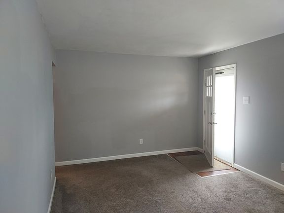 2nd image of 3101 Ronald Dr