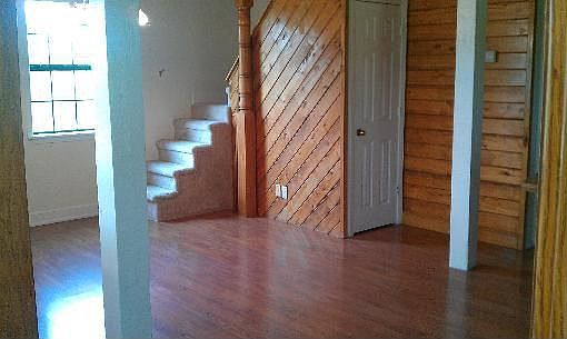 3rd image of 6859 Cottage Hill Ln