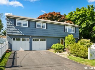 18 Hurd Street, Fairfield, CT 06824
