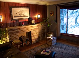 6835 Smith Rd, Middleburg Heights, OH 44130