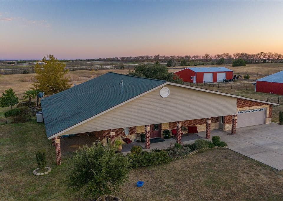1st image of 5685 Connie Ln