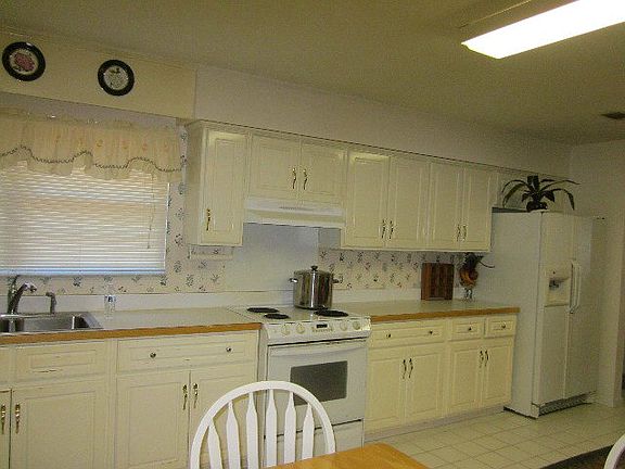 4th image of 317 Glenwood Dr