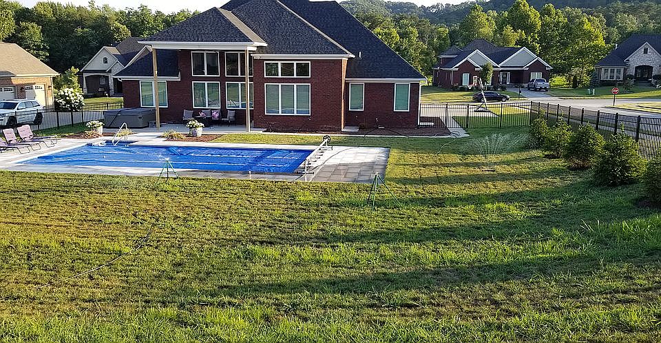2nd image of 5022 Cooks Creek Ln
