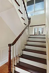 Rented by Beekman Regent Leasing 