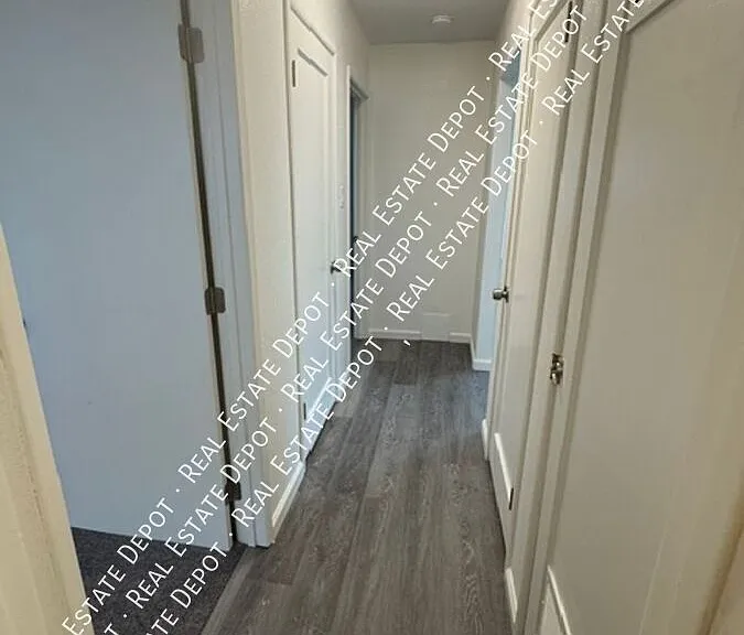 242 N K St — Photo 11
