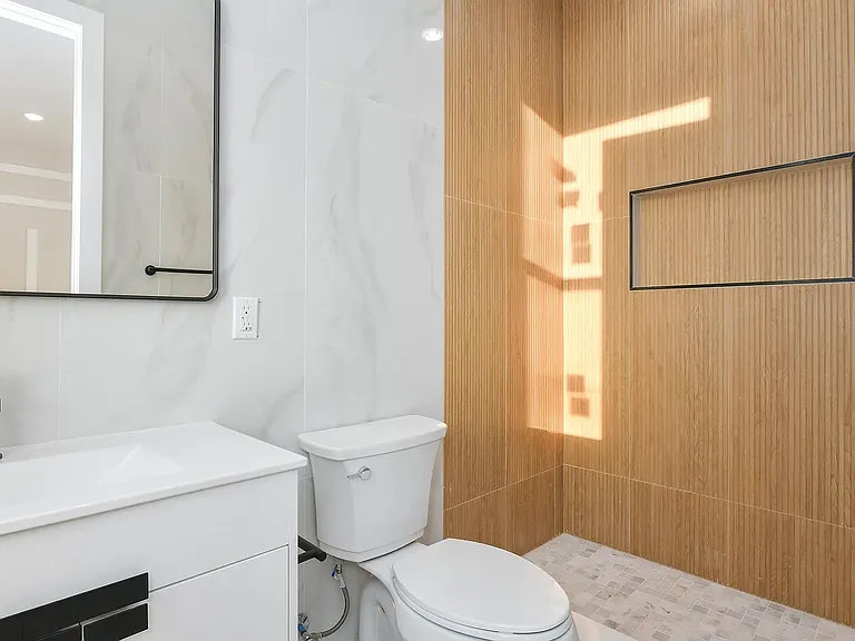 221 Columbia Ave #2 — Photo 8