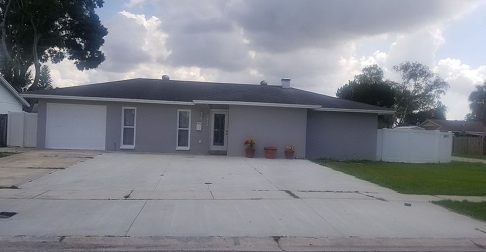 1st image of 7211 Creekwood Ct