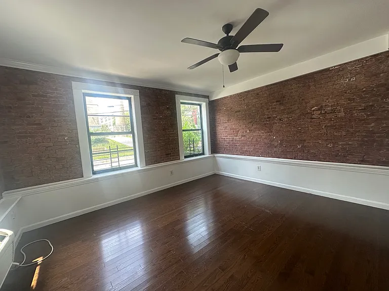 12 Park St #23 — Photo 8