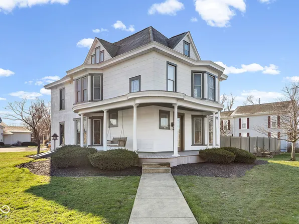 400 S Prairie St, Brookston, IN 47923