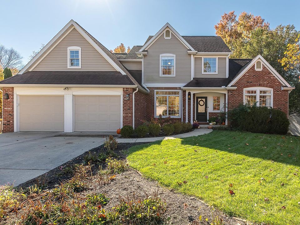 1st image of 2410 E Cedarwood Ct