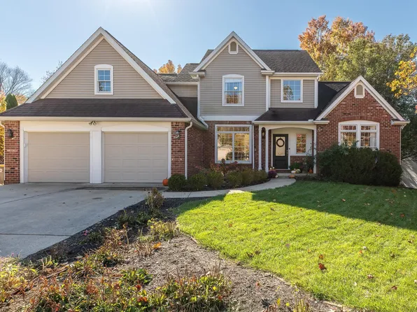 2410 E Cedarwood Ct, Bloomington, IN 47401